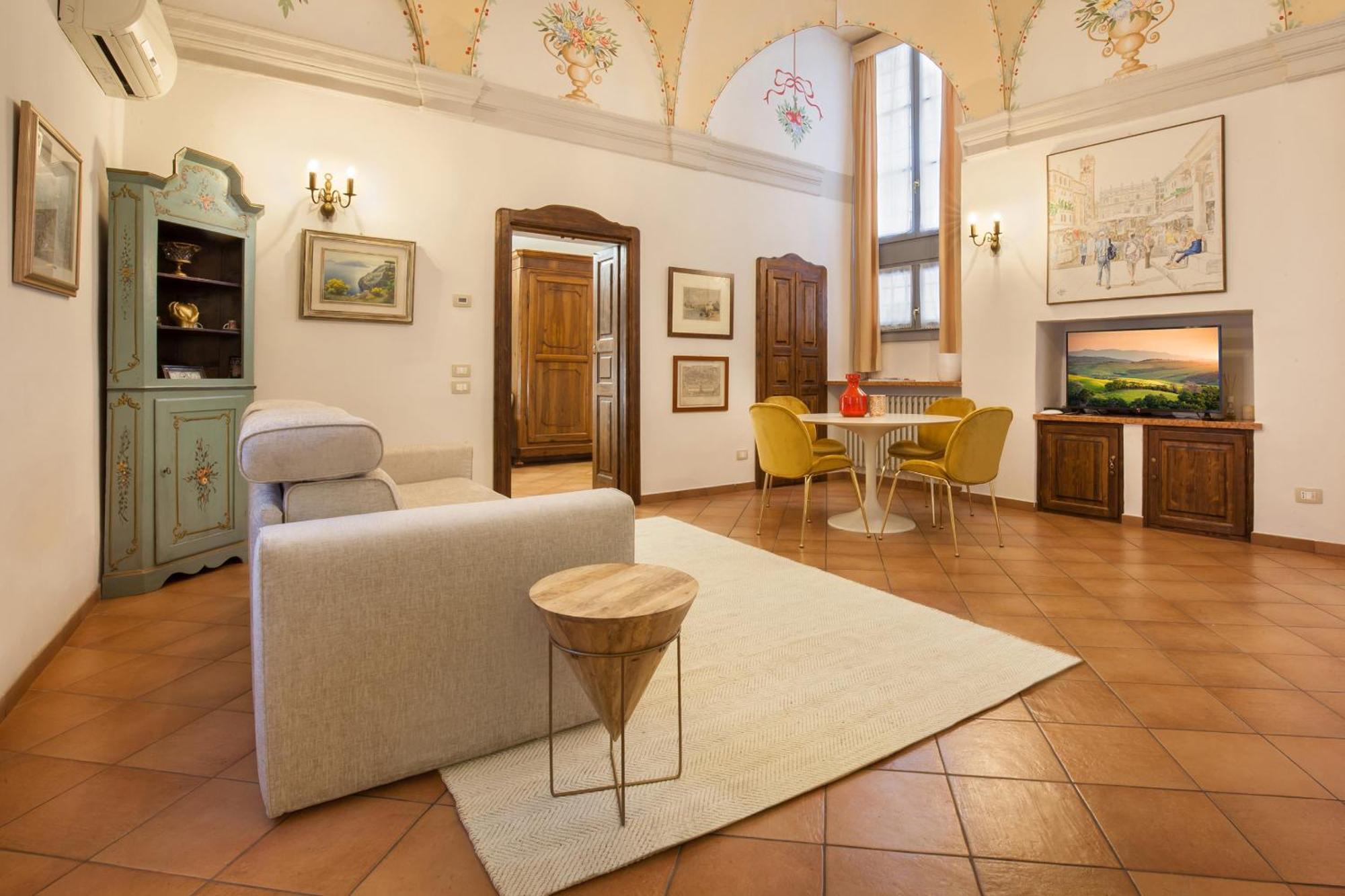 Verincanto In Old Downtown Apartment Verona